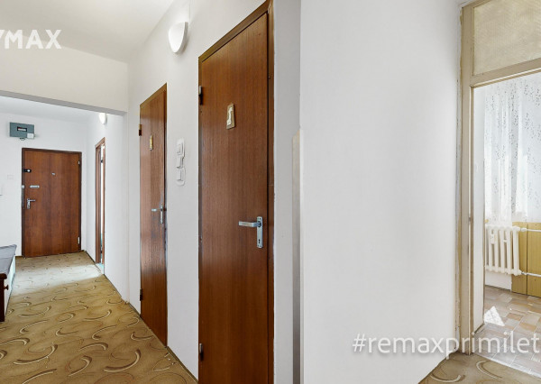 Predané - Na predaj 2-izbový byt - kľudné bývanie s výbornou občianskou vybavenosťou