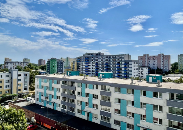 Predané - Na predaj 2-izbový byt - kľudné bývanie s výbornou občianskou vybavenosťou