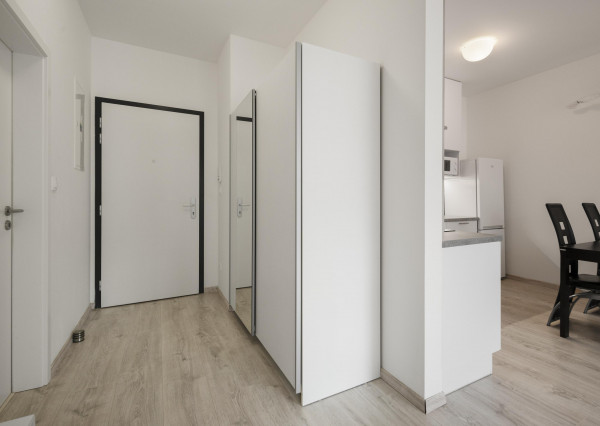 Prenajaté - Na prenájom 2-izb byt v novostavbe s parkovacím státím