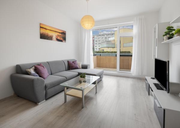 Prenajaté - Na prenájom 2-izb byt v novostavbe s parkovacím státím