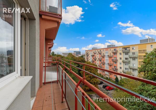 Na prenájom 3i byt na Sklenárovej ulici