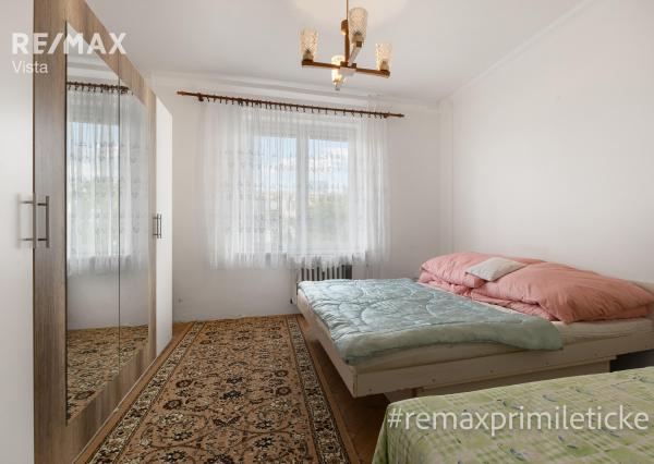 Na prenájom 3i byt na Sklenárovej ulici