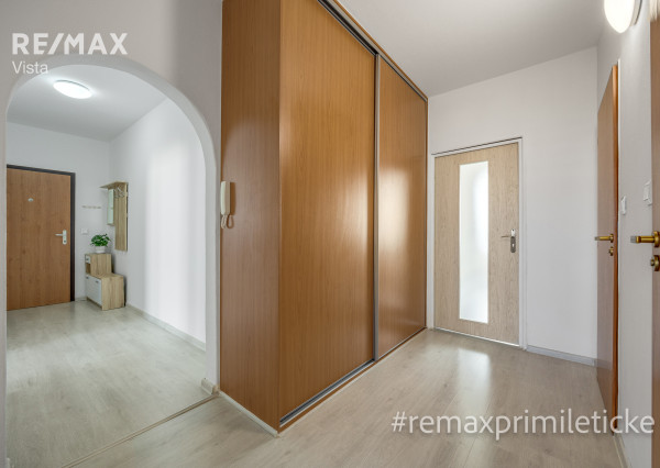 Prenajaté - Na prenájom 3-izb byt s veľkou lodžiou a skvelým výhľadom