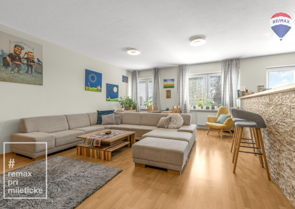 Na predaj veľkometrážny mezonet s terasou a garážou