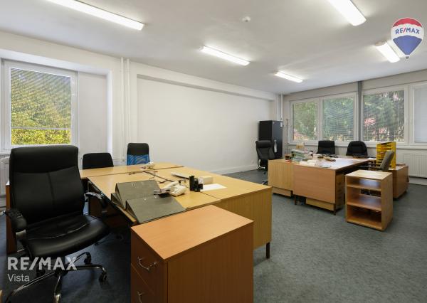 Výrobno - skladový areál na predaj v Myjave