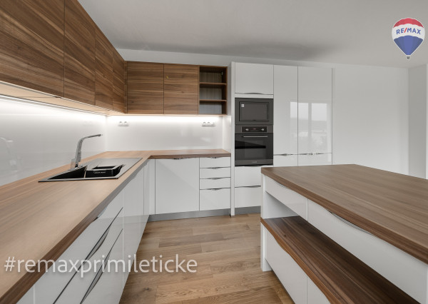 Moderný rodinný dom na predaj v lukratívnej lokalite