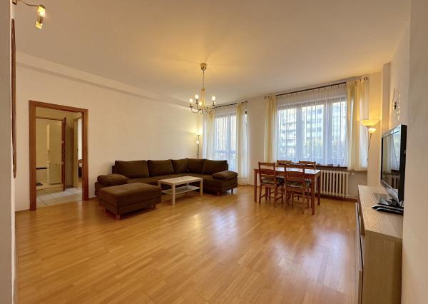 PRENÁJOM - 2,5izb. byt - Nám. M. Benku, BA I, voľný ihneď