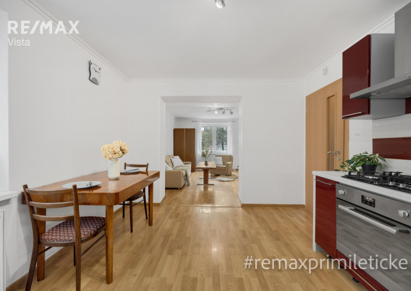 Prenajaté - Na prenájom rohový 2-izb v tichej lokalite pri parku a so všetkým po ruke