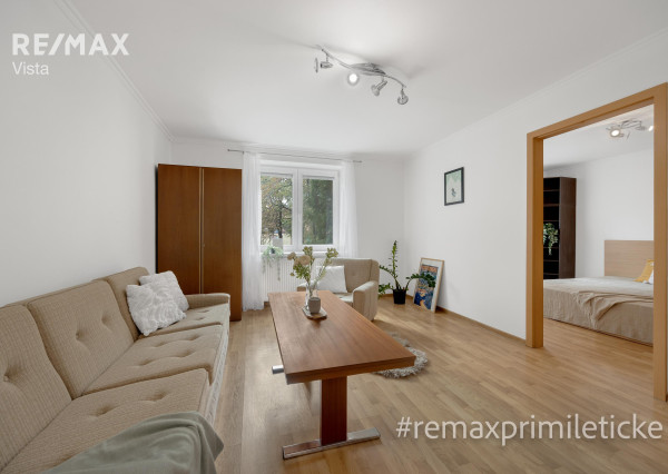 Prenajaté - Na prenájom rohový 2-izb v tichej lokalite pri parku a so všetkým po ruke