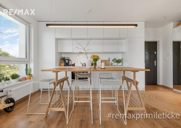 PREDAJ 2-IZB. BYT AJ S PARKOVANÍM - UL. PRI HRÚBEJ LÚKE