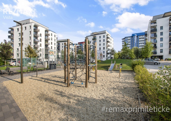 PREDAJ 2-IZB. BYT AJ S PARKOVANÍM - UL. PRI HRÚBEJ LÚKE