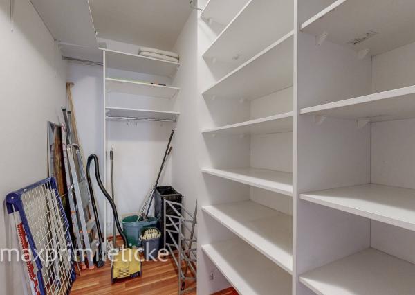 Na prenájom veľký 3-izb byt – Ružinov, 2 balkóny, svetla a priestoru na rozdávanie