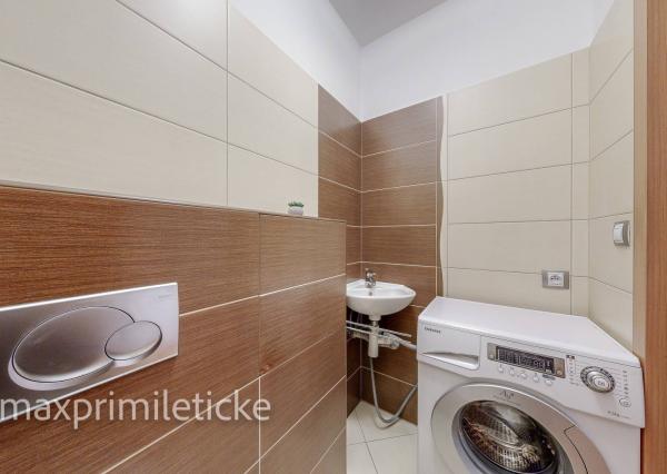 Na prenájom veľký 3-izb byt – Ružinov, 2 balkóny, svetla a priestoru na rozdávanie