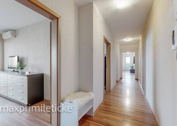 Na prenájom veľký 3-izb byt – Ružinov, 2 balkóny, svetla a priestoru na rozdávanie