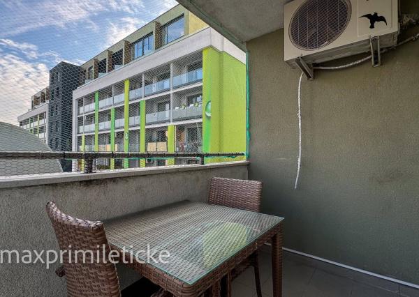 Na prenájom veľký 3-izb byt – Ružinov, 2 balkóny, svetla a priestoru na rozdávanie