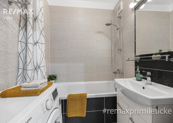 PREDAJ! 2-IZB. BYT - BA V Petržalka - Mlynarovičova ul.