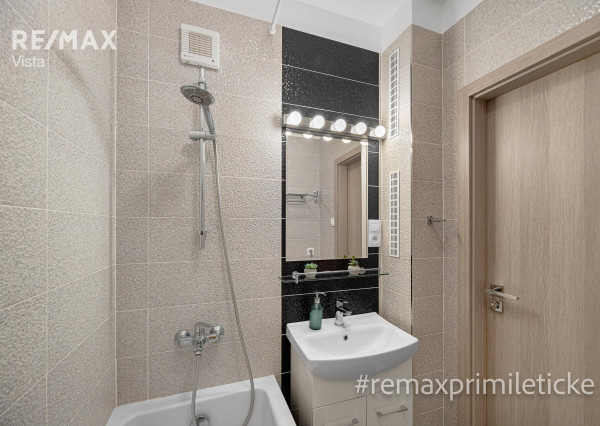 PREDAJ! 2-IZB. BYT - BA V Petržalka - Mlynarovičova ul.