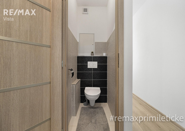 PREDAJ! 2-IZB. BYT - BA V Petržalka - Mlynarovičova ul.