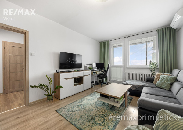 PREDAJ! 2-IZB. BYT - BA V Petržalka - Mlynarovičova ul.