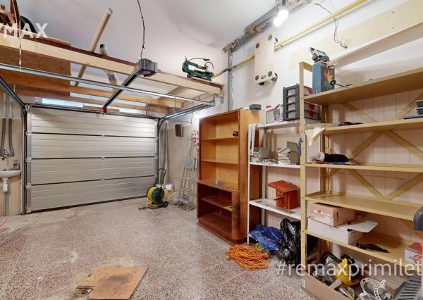 NOVÁ PONUKA - Na predaj priestranný rodinný dom priamo pod lesom