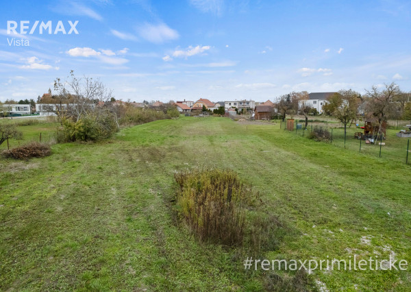 SKVELÁ INVESTÍCIA - PREDAJ - STAVEBNÝ POZEMOK - MALINOVO