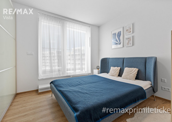 Prenajaté - Na prenájom 3-izb byt v novostavbe Nový Ružinov – 33 m² terasa a garáž