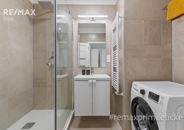 Prenajaté - Na prenájom 3-izb byt v novostavbe Nový Ružinov – 33 m² terasa a garáž