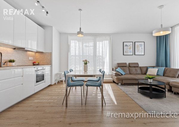 Prenajaté - Na prenájom 3-izb byt v novostavbe Nový Ružinov – 33 m² terasa a garáž