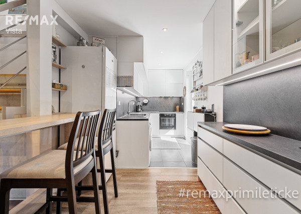 PREDAJ - RODINNÉ BÝVANIE V SÚKROMÍ PRI VODE - NOVOSTAVBA