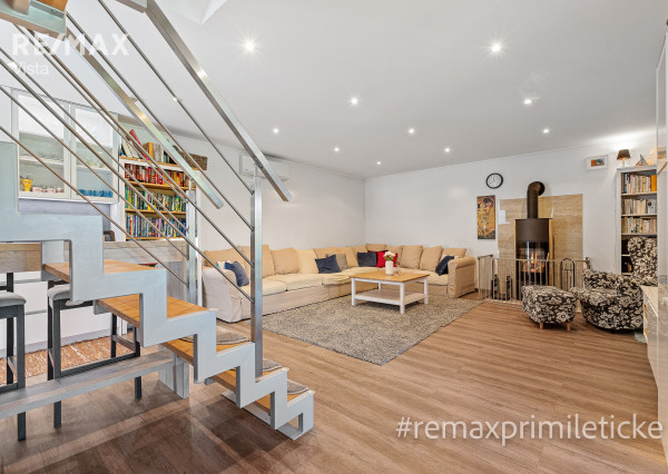 PREDAJ - RODINNÉ BÝVANIE V SÚKROMÍ PRI VODE - NOVOSTAVBA