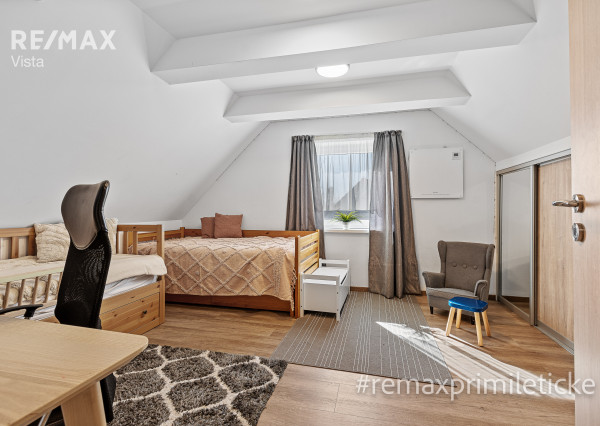 PREDAJ - RODINNÉ BÝVANIE V SÚKROMÍ PRI VODE - NOVOSTAVBA