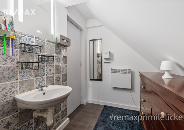 PREDAJ - RODINNÉ BÝVANIE V SÚKROMÍ PRI VODE - NOVOSTAVBA