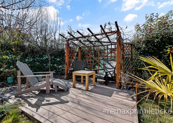 PREDAJ - RODINNÉ BÝVANIE V SÚKROMÍ PRI VODE - NOVOSTAVBA