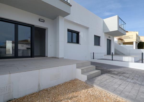 Pôvabná dvojpodlažná vila v Els Poblets | Costa Blanca | Španielsko