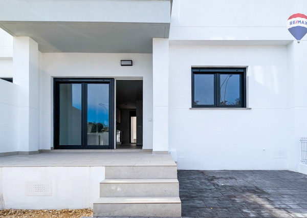 Pôvabná dvojpodlažná vila v Els Poblets | Costa Blanca | Španielsko