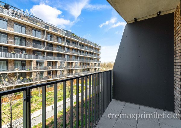 Prenajaté - Na prenájom 1-izbový byt - Slnečnice UNIQ – kompletne zariadený, s terasou a parkovaním