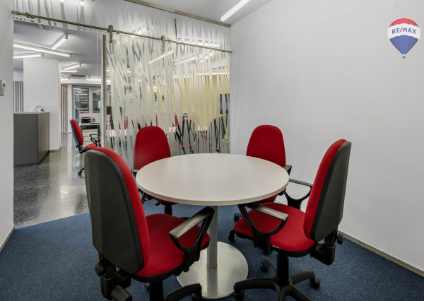 Obchodný priestor 150 m2 v prémiovej lokalite | PRENÁJOM