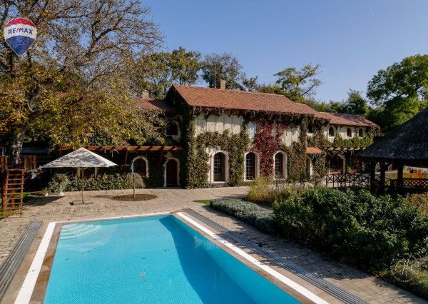 Na predaj exkluzívna usadlosť s nekonečnými možnosťami využitia!