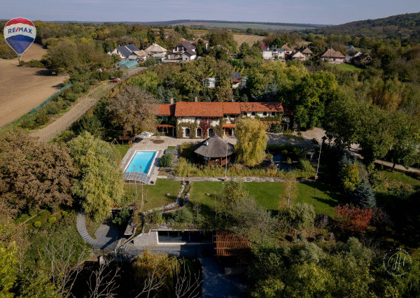 Na predaj exkluzívna usadlosť s nekonečnými možnosťami využitia!