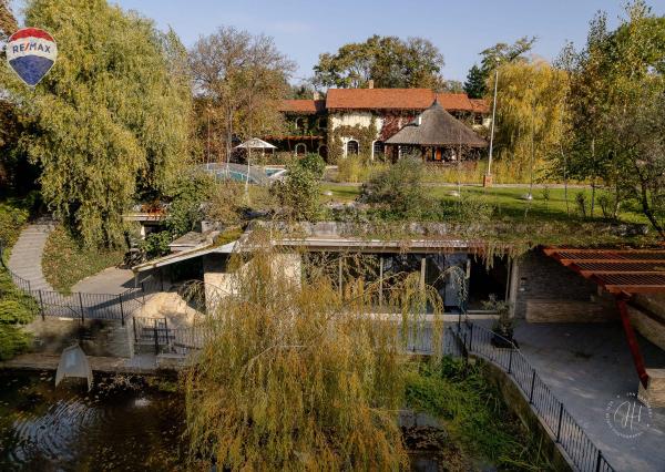 Na predaj exkluzívna usadlosť s nekonečnými možnosťami využitia!