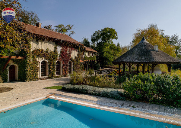 Na predaj exkluzívna usadlosť s nekonečnými možnosťami využitia!