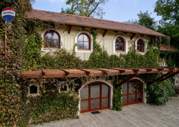 Na predaj exkluzívna usadlosť s nekonečnými možnosťami využitia!