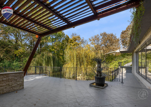 Na predaj exkluzívna usadlosť s nekonečnými možnosťami využitia!