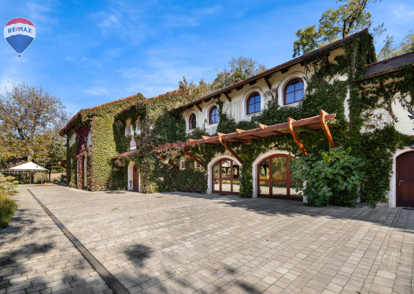 Na predaj exkluzívna usadlosť s nekonečnými možnosťami využitia!