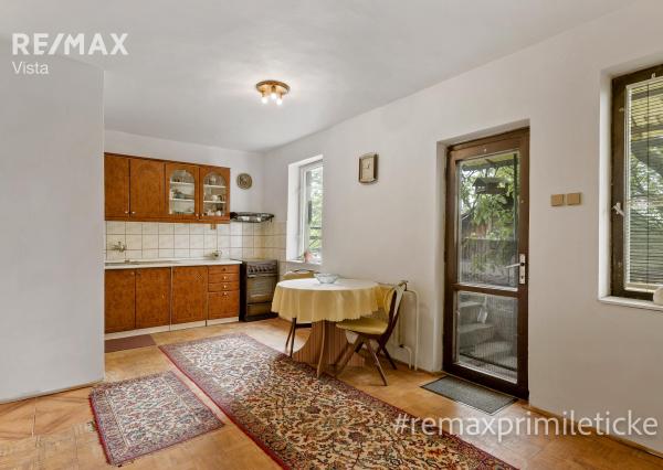 NA PREDAJ rodinný dom nedaleko Nitry