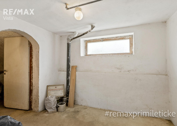 NA PREDAJ rodinný dom nedaleko Nitry