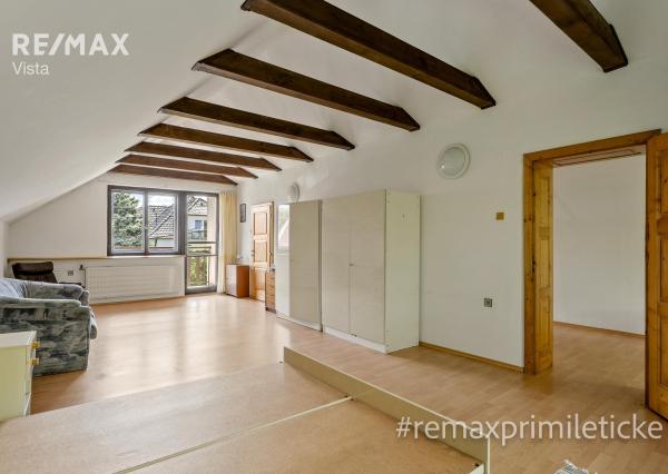 NA PREDAJ rodinný dom nedaleko Nitry