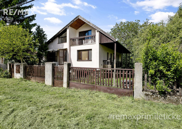 NA PREDAJ rodinný dom nedaleko Nitry