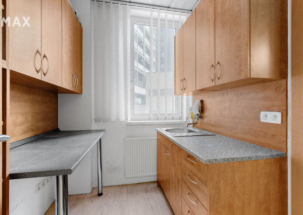 EXKLUZÍVNY DVOJPODLAŽNÝ OBCHODNO-ADMINISTRATÍVNY PRIESTOR NA PRENÁJOM