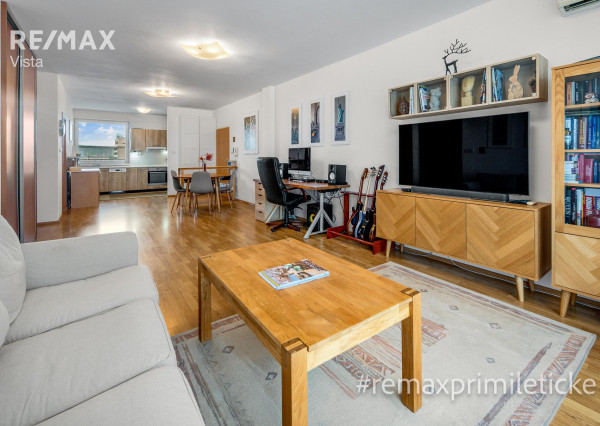 Na predaj 3i byt  Bratislava - Ružinov